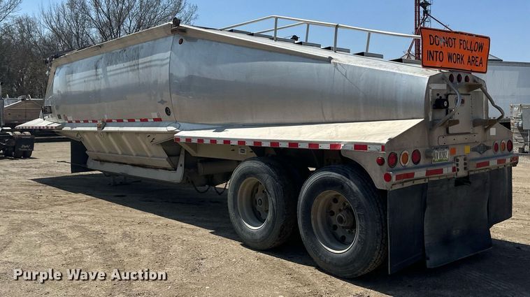 image for item EA2413 2010 Beall BABDS-24-1-2 bottom dump trailer