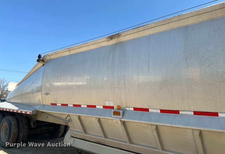 image for item EA2413 2010 Beall BABDS-24-1-2 bottom dump trailer