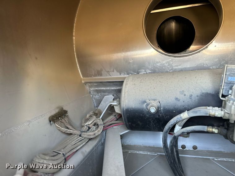 image for item EA2413 2010 Beall BABDS-24-1-2 bottom dump trailer