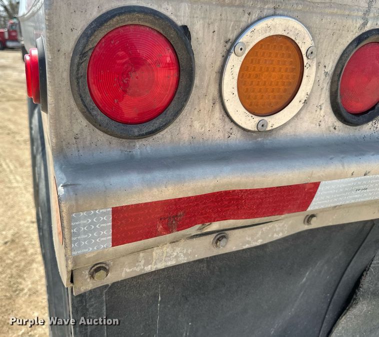 image for item EA2413 2010 Beall BABDS-24-1-2 bottom dump trailer