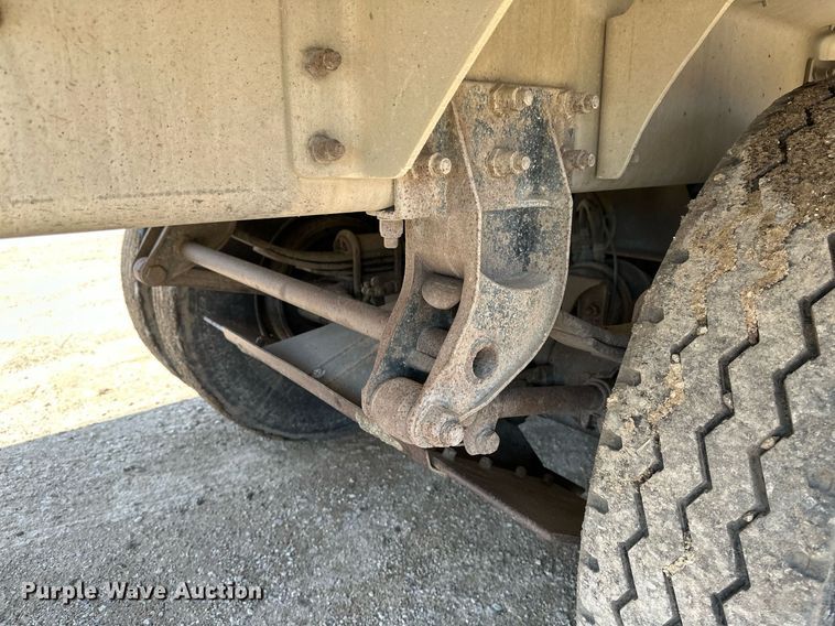 image for item EA2413 2010 Beall BABDS-24-1-2 bottom dump trailer