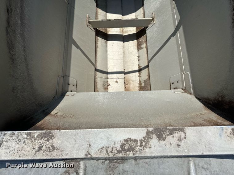 image for item EA2413 2010 Beall BABDS-24-1-2 bottom dump trailer