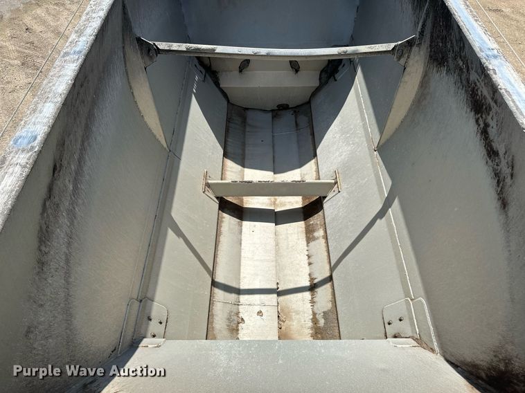 image for item EA2413 2010 Beall BABDS-24-1-2 bottom dump trailer