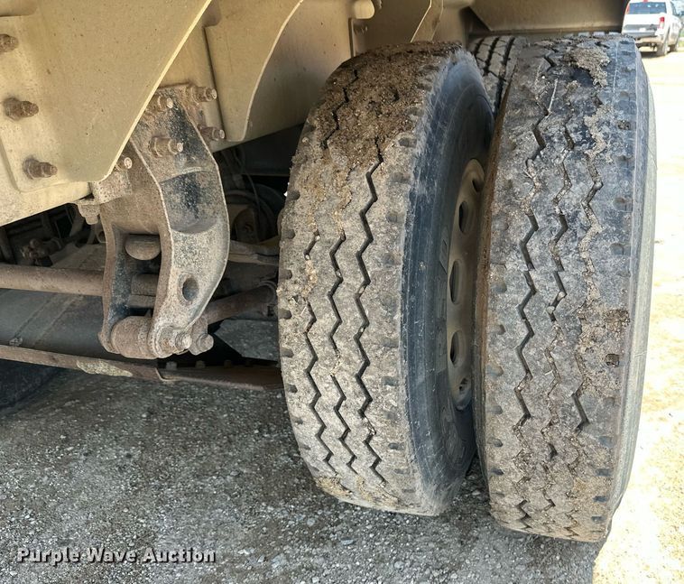 image for item EA2413 2010 Beall BABDS-24-1-2 bottom dump trailer