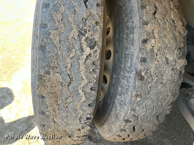 image for item EA2413 2010 Beall BABDS-24-1-2 bottom dump trailer