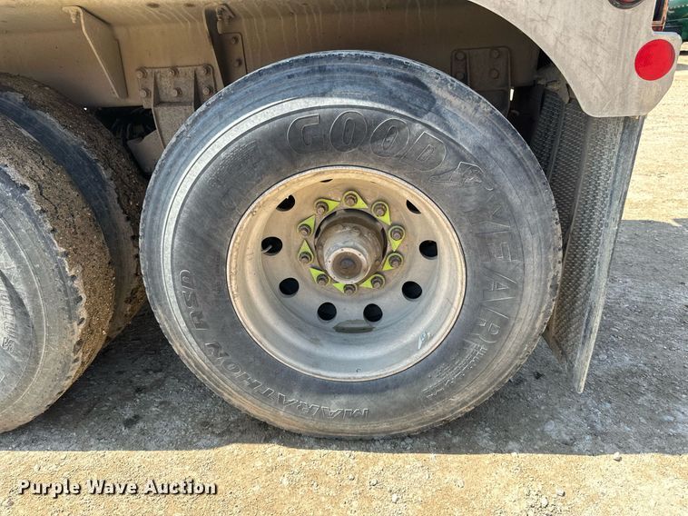 image for item EA2413 2010 Beall BABDS-24-1-2 bottom dump trailer