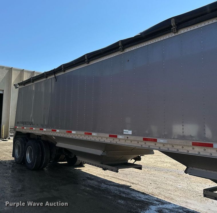 image for item EA2416 2021 Prestige grain trailer
