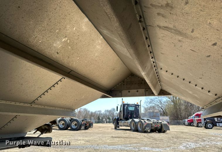 image for item EA2416 2021 Prestige grain trailer