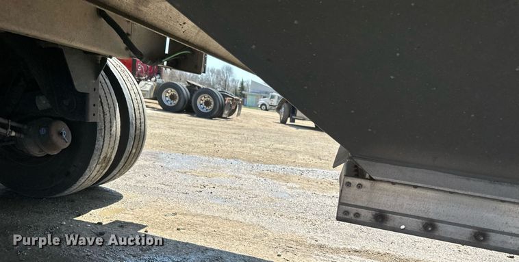 image for item EA2416 2021 Prestige grain trailer