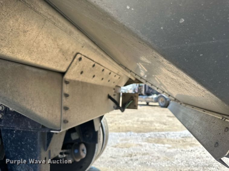 image for item EA2416 2021 Prestige grain trailer