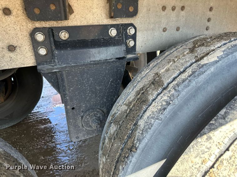 image for item EA2416 2021 Prestige grain trailer