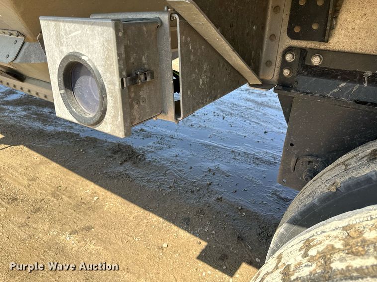 image for item EA2416 2021 Prestige grain trailer