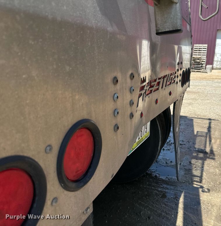 image for item EA2416 2021 Prestige grain trailer
