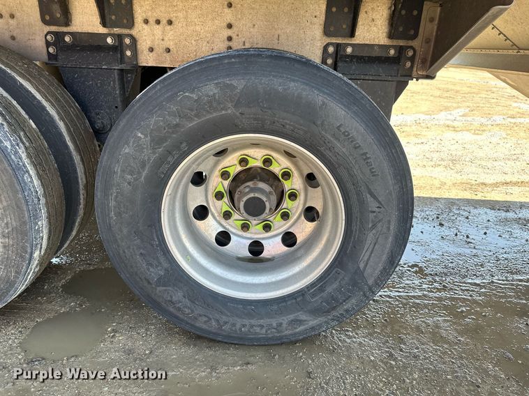 image for item EA2416 2021 Prestige grain trailer