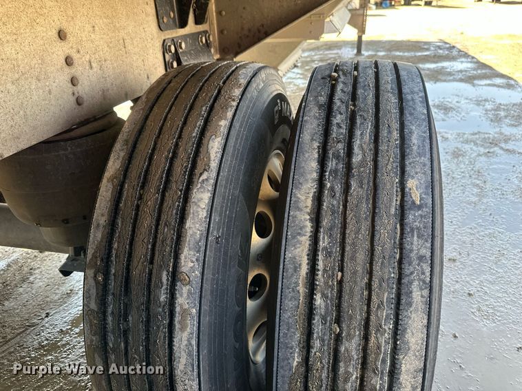 image for item EA2416 2021 Prestige grain trailer