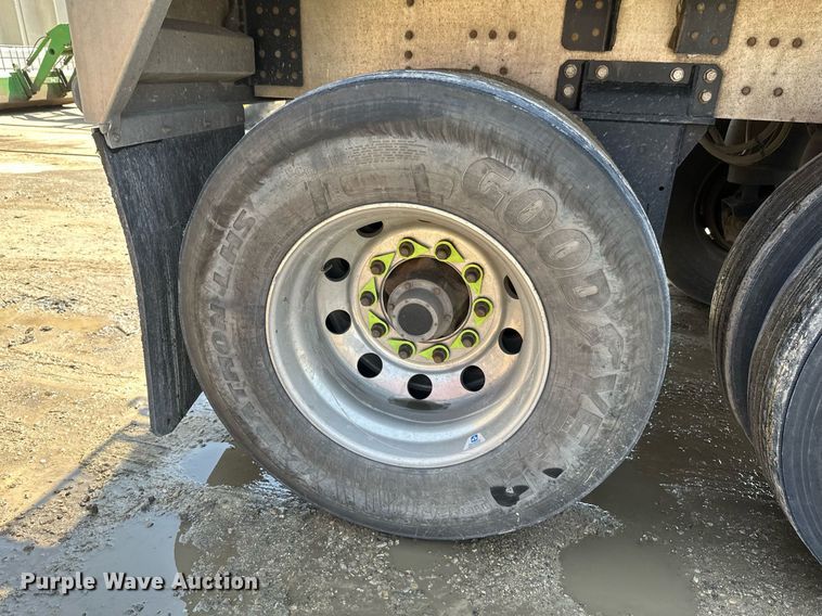 image for item EA2416 2021 Prestige grain trailer