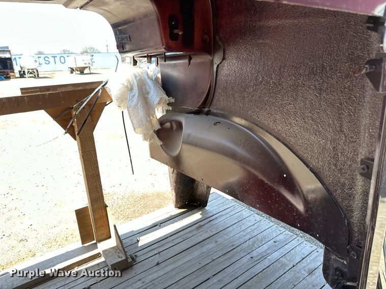 image for item EA2417 Semi truck hood