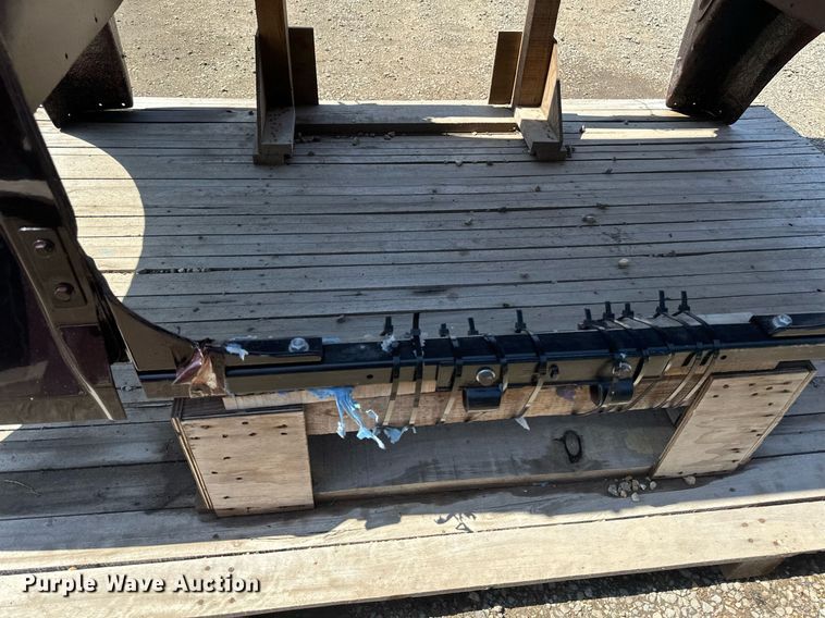 image for item EA2417 Semi truck hood