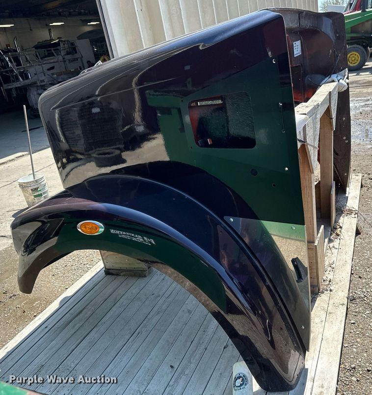 image for item EA2418 Semi truck hood