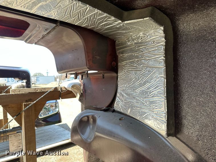 image for item EA2418 Semi truck hood