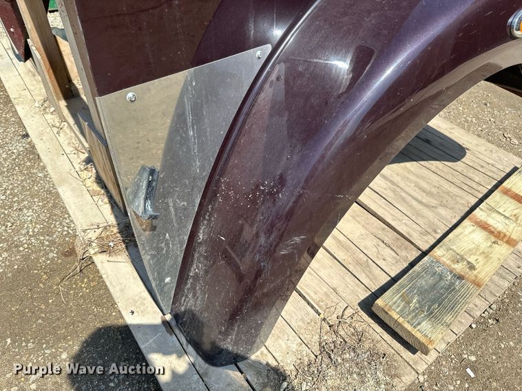 image for item EA2418 Semi truck hood