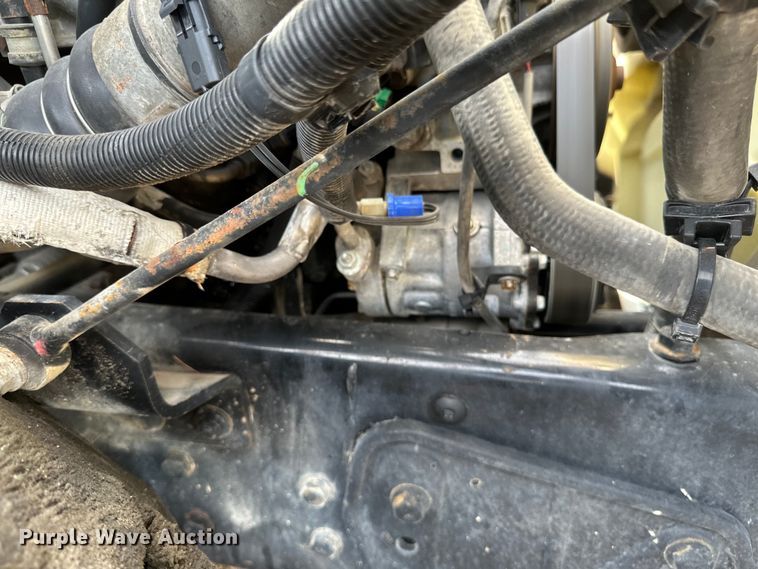 image for item EB2486 2016 Caterpillar CT660 semi truck