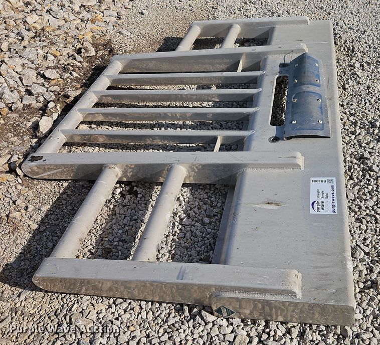 image for item EB8004 Herd grille guard