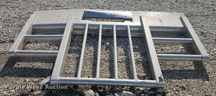 image for item EB8004 Herd grille guard