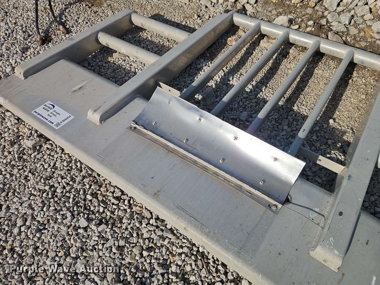 image for item EB8004 Herd grille guard