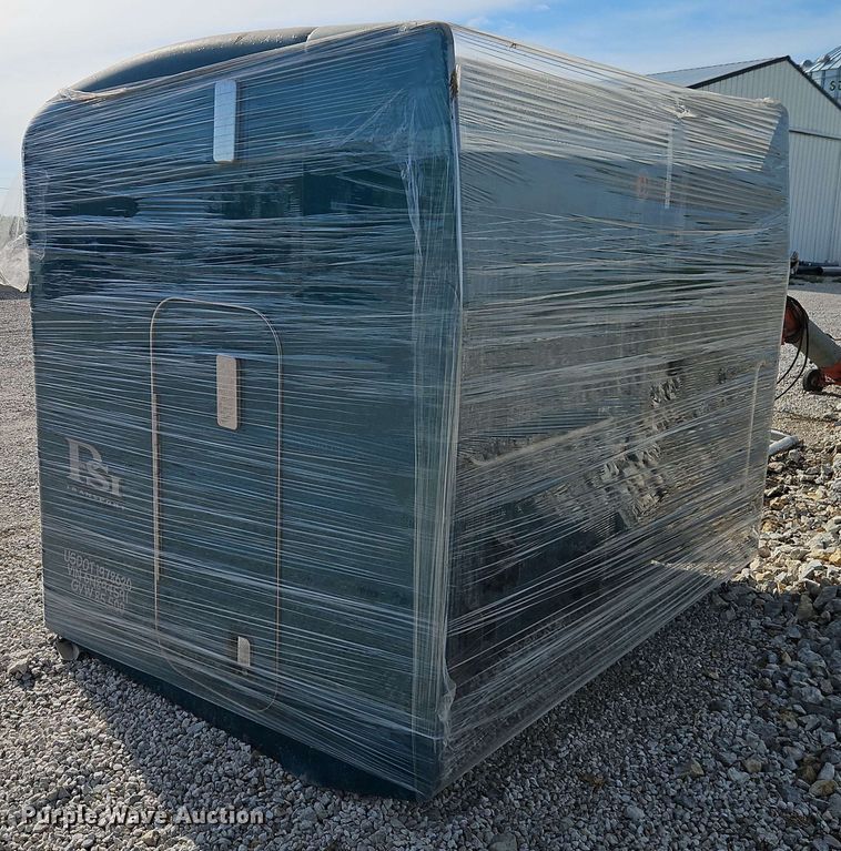 image for item EB8006 Unibilt sleeper cab