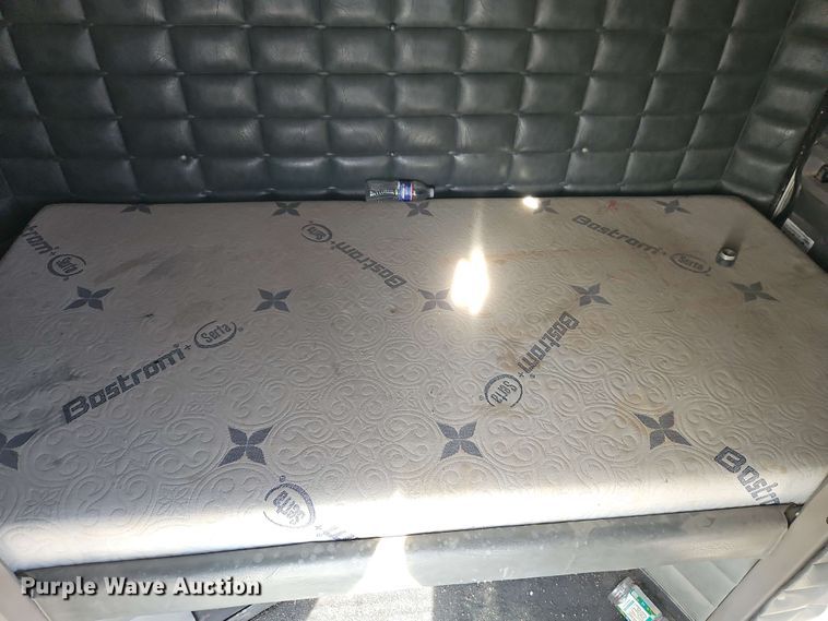 image for item EB8006 Unibilt sleeper cab