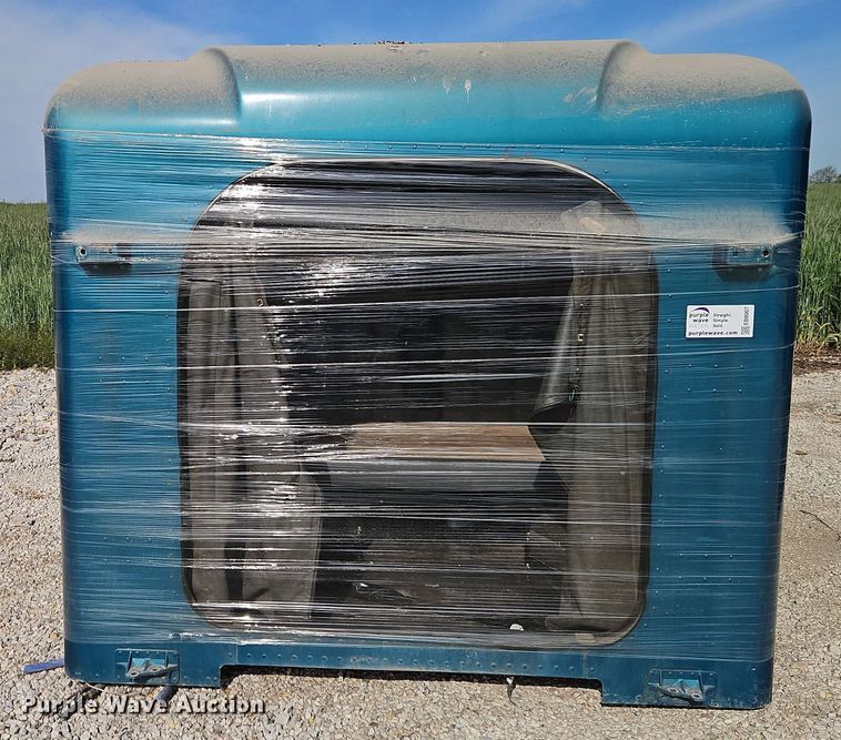 image for item EB8007 Unibilt sleeper cab