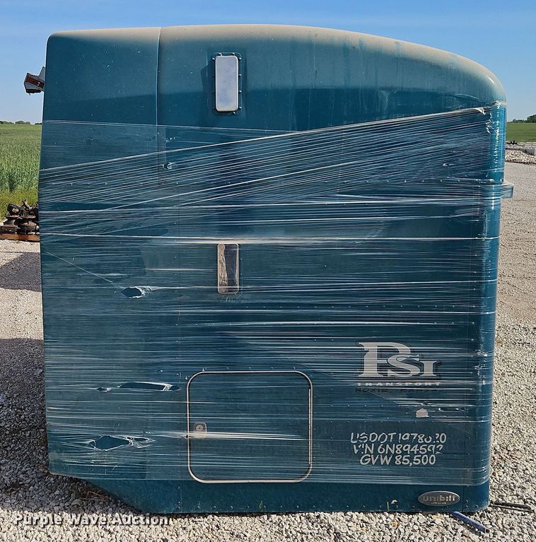 image for item EB8007 Unibilt sleeper cab