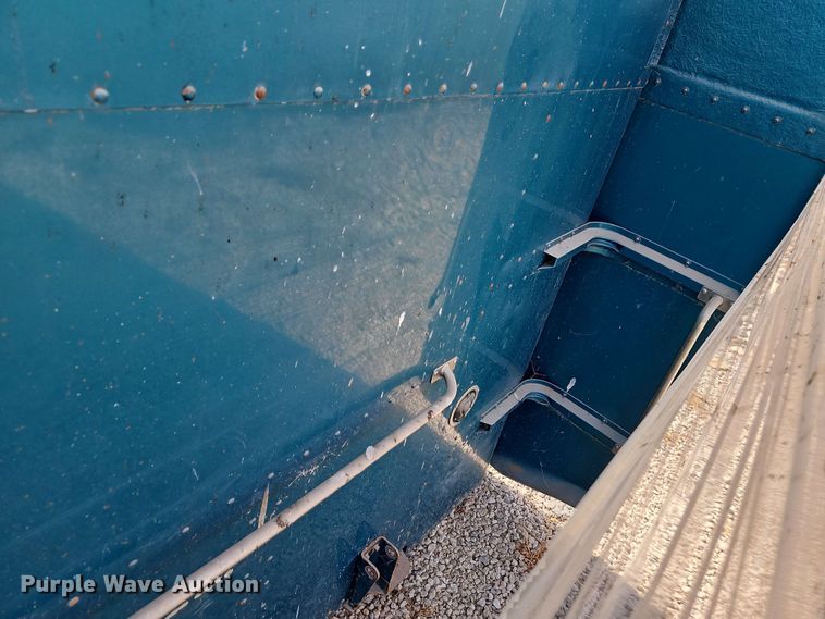 image for item EB8007 Unibilt sleeper cab