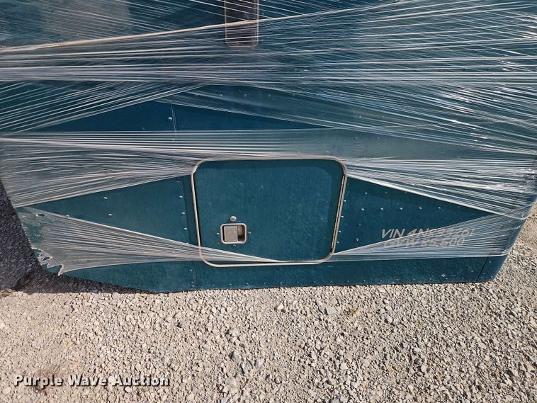 image for item EB8008 Unibilt sleeper cab