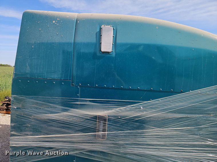 image for item EB8008 Unibilt sleeper cab