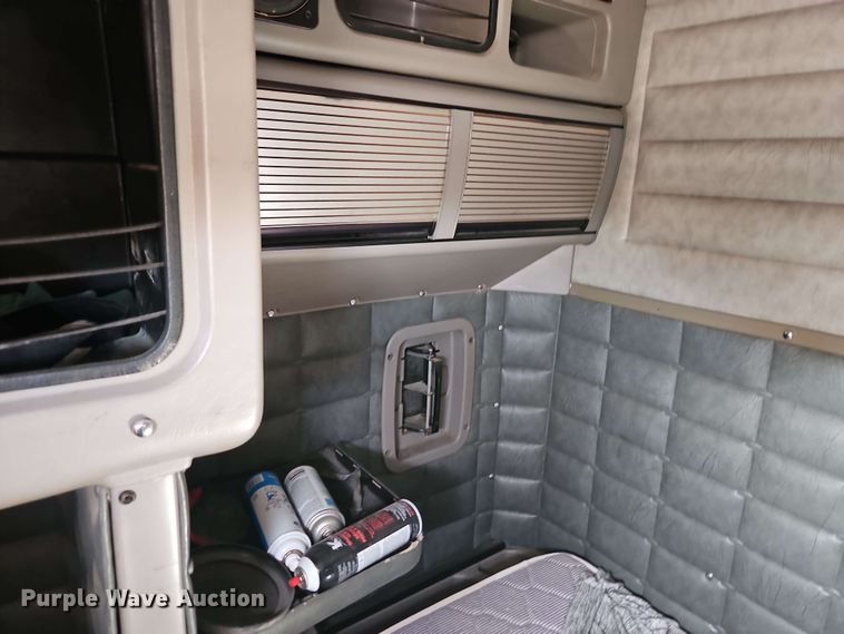 image for item EB8008 Unibilt sleeper cab