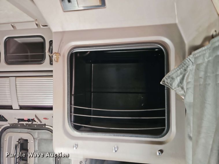 image for item EB8008 Unibilt sleeper cab