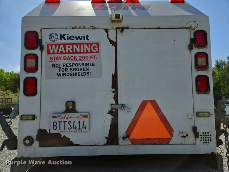 image for item EC0978 2010 Freightliner Business Class M2 street sweeper truck