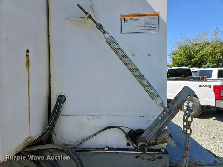 image for item EC0978 2010 Freightliner Business Class M2 street sweeper truck