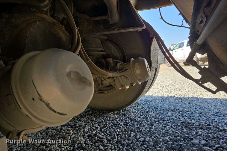 image for item EC0978 2010 Freightliner Business Class M2 street sweeper truck