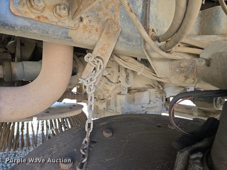 image for item EC0978 2010 Freightliner Business Class M2 street sweeper truck