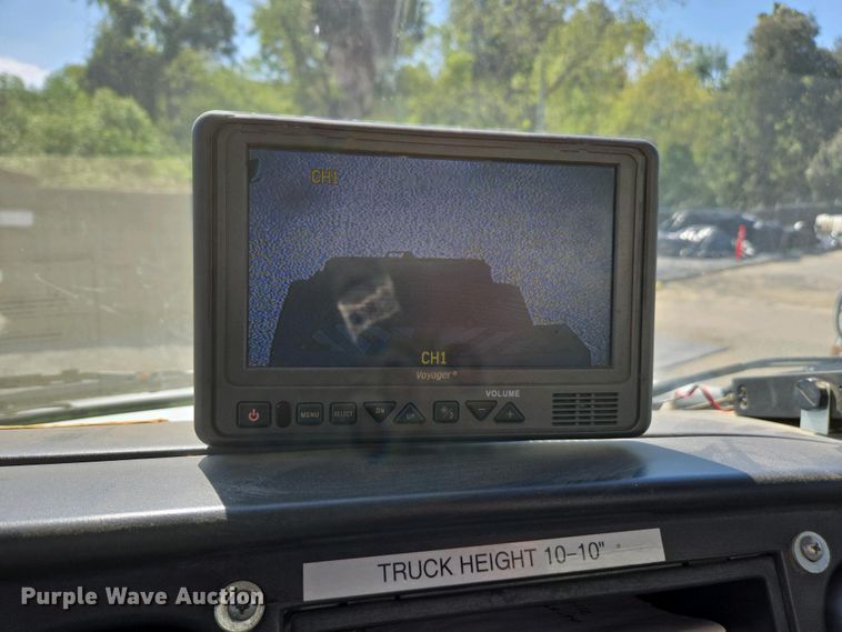 image for item EC0978 2010 Freightliner Business Class M2 street sweeper truck