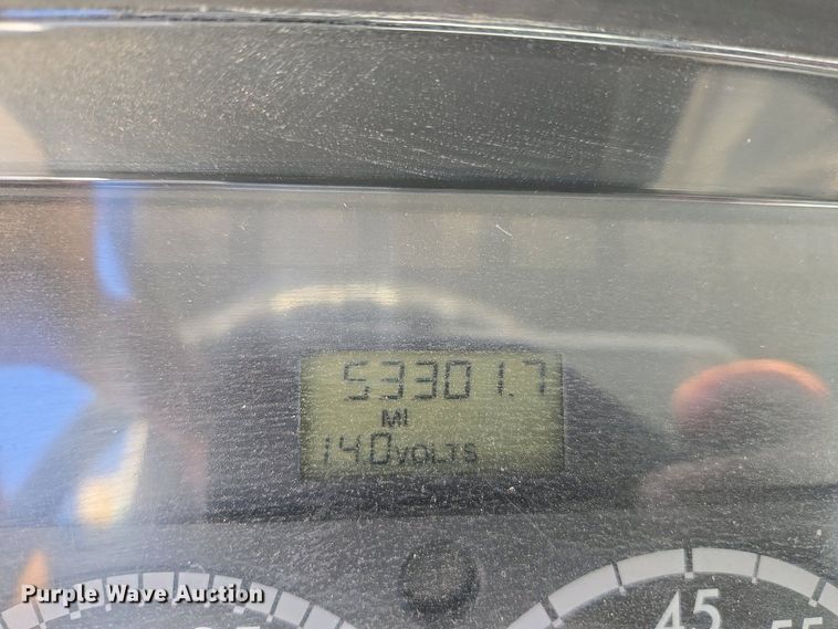 image for item EC0978 2010 Freightliner Business Class M2 street sweeper truck