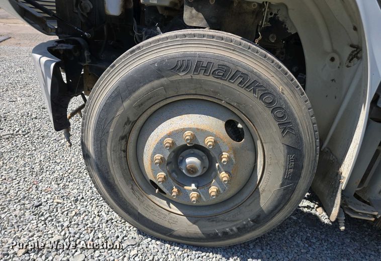 image for item EC0978 2010 Freightliner Business Class M2 street sweeper truck