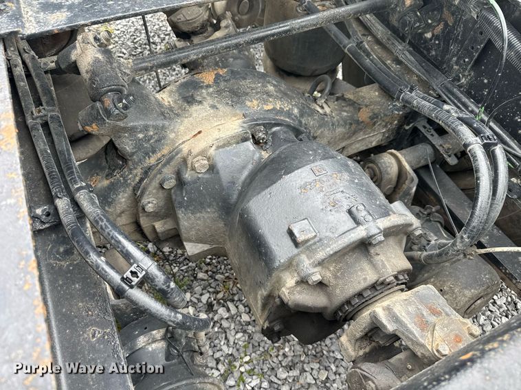 image for item EC3552 2016 Freightliner Cascadia semi truck