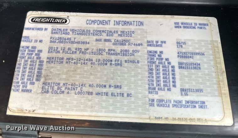 image for item EC3552 2016 Freightliner Cascadia semi truck