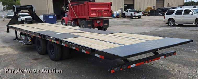 image for item EC4188 2025 Load Trail hydraulic tail equipment trailer