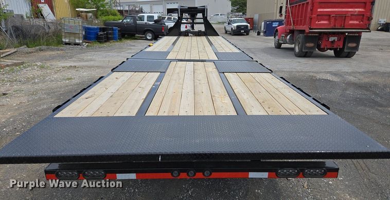 image for item EC4188 2025 Load Trail hydraulic tail equipment trailer