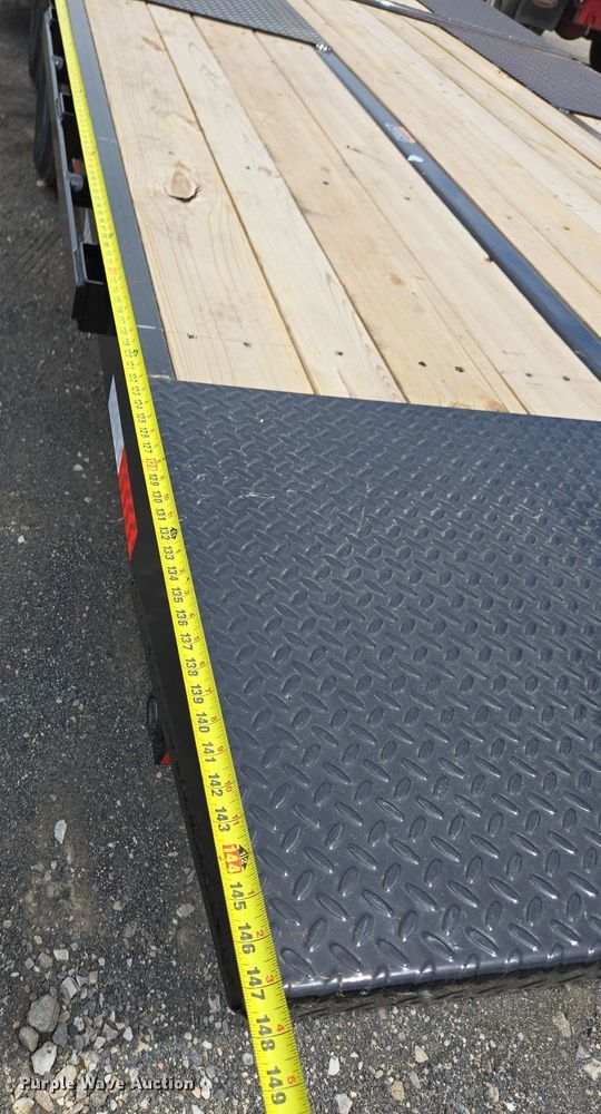 image for item EC4188 2025 Load Trail hydraulic tail equipment trailer